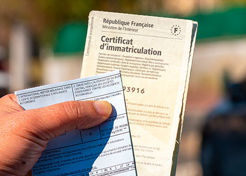 Certificat d'immatriculation à Roncq